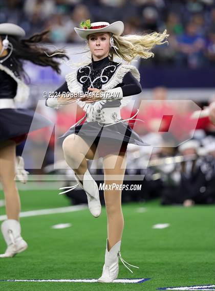 Thumbnail 1 in Southlake Carroll vs. Vandegrift (UIL 6A Division II Final) photogallery.