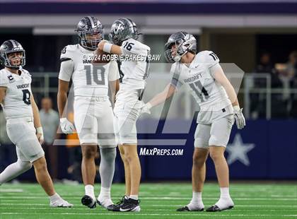Thumbnail 2 in Southlake Carroll vs. Vandegrift (UIL 6A Division II Final) photogallery.