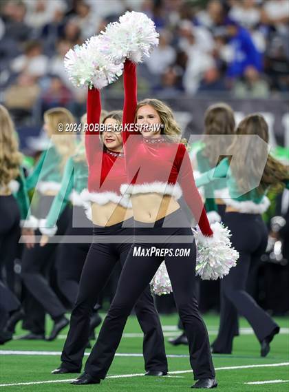 Thumbnail 3 in Southlake Carroll vs. Vandegrift (UIL 6A Division II Final) photogallery.