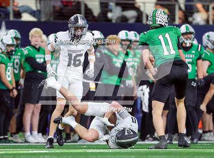 Thumbnail 1 in Southlake Carroll vs. Vandegrift (UIL 6A Division II Final) photogallery.