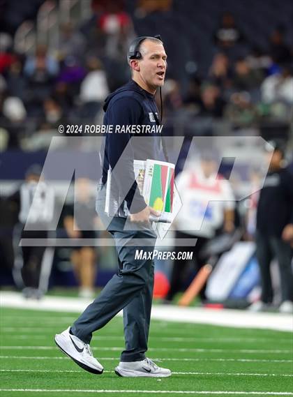 Thumbnail 1 in Southlake Carroll vs. Vandegrift (UIL 6A Division II Final) photogallery.