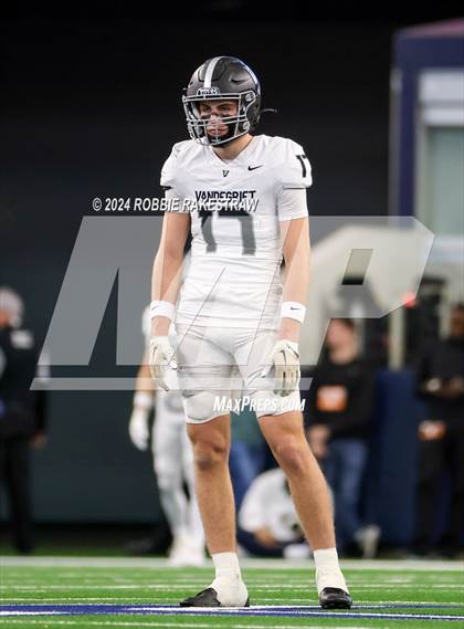 Thumbnail 2 in Southlake Carroll vs. Vandegrift (UIL 6A Division II Final) photogallery.