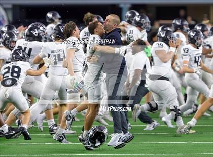 Thumbnail 3 in Southlake Carroll vs. Vandegrift (UIL 6A Division II Final) photogallery.