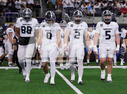 Thumbnail 3 in Southlake Carroll vs. Vandegrift (UIL 6A Division II Final) photogallery.