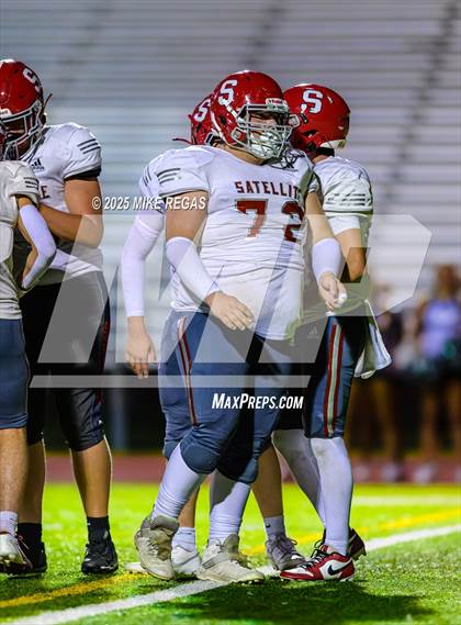 Thumbnail 3 in JV: Satellite @ Melbourne photogallery.