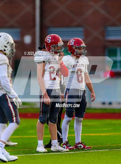 Thumbnail 1 in JV: Satellite @ Melbourne photogallery.