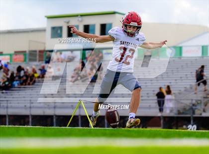 Thumbnail 3 in JV: Satellite @ Melbourne photogallery.