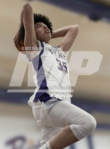 Thumbnail 2 in Saugus @ Valencia photogallery.