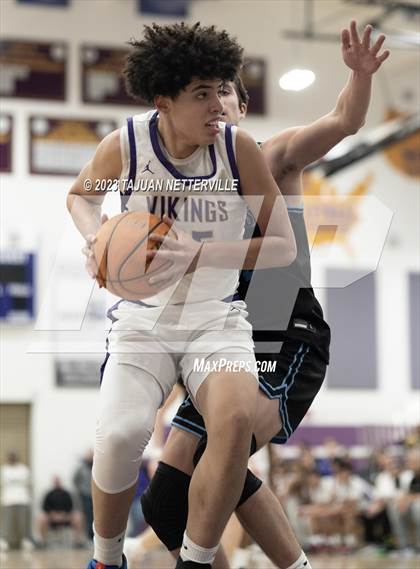 Thumbnail 3 in Saugus @ Valencia photogallery.