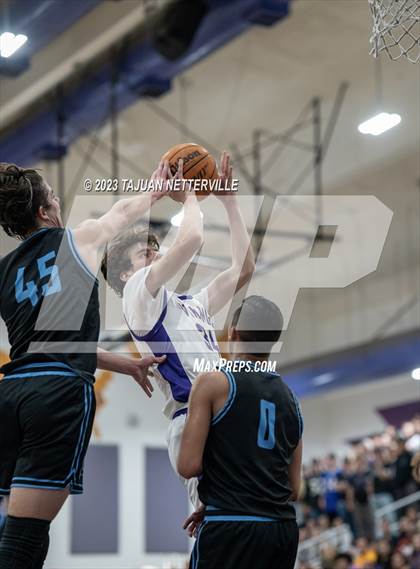 Thumbnail 2 in Saugus @ Valencia photogallery.