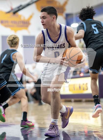 Thumbnail 3 in Saugus @ Valencia photogallery.