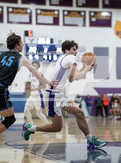 Thumbnail 3 in Saugus @ Valencia photogallery.