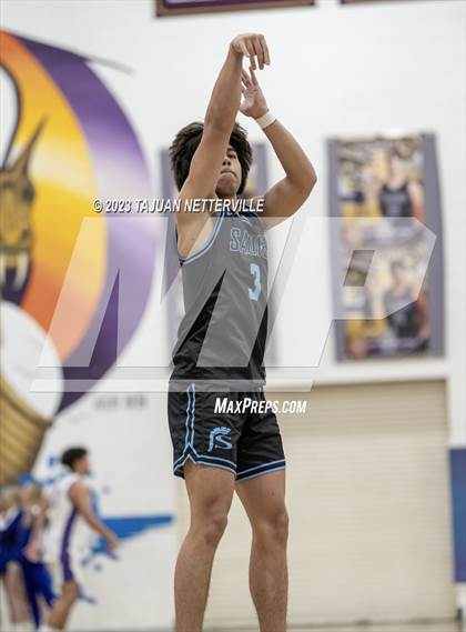 Thumbnail 1 in Saugus @ Valencia photogallery.