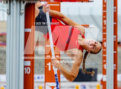 Thumbnail 2 in UIL 5A Girls Track & Field Finals photogallery.