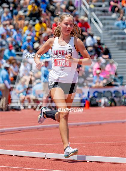 Thumbnail 3 in UIL 5A Girls Track & Field Finals photogallery.