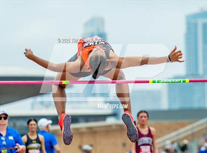 Thumbnail 2 in UIL 5A Girls Track & Field Finals photogallery.