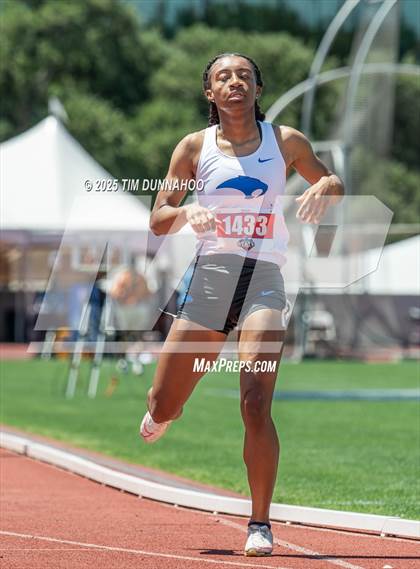 Thumbnail 2 in UIL 5A Girls Track & Field Finals photogallery.
