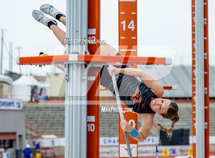 Thumbnail 1 in UIL 5A Girls Track & Field Finals photogallery.