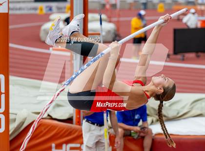 Thumbnail 2 in UIL 5A Girls Track & Field Finals photogallery.