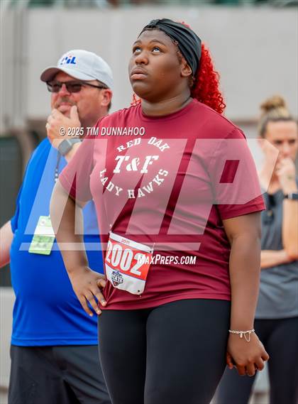 Thumbnail 3 in UIL 5A Girls Track & Field Finals photogallery.
