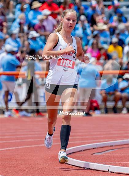 Thumbnail 3 in UIL 5A Girls Track & Field Finals photogallery.
