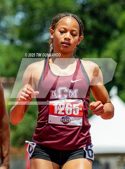 Thumbnail 3 in UIL 5A Girls Track & Field Finals photogallery.