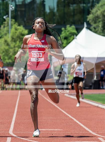 Thumbnail 1 in UIL 5A Girls Track & Field Finals photogallery.