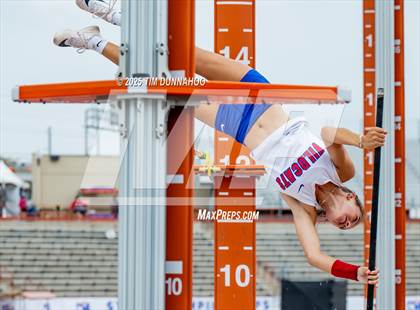 Thumbnail 3 in UIL 5A Girls Track & Field Finals photogallery.