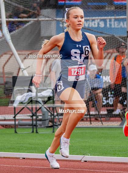 Thumbnail 1 in UIL 5A Girls Track & Field Finals photogallery.