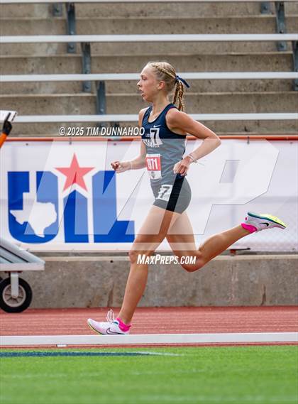 Thumbnail 3 in UIL 5A Girls Track & Field Finals photogallery.