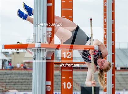 Thumbnail 1 in UIL 5A Girls Track & Field Finals photogallery.