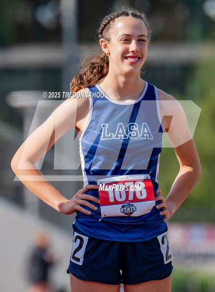 Thumbnail 3 in UIL 5A Girls Track & Field Finals photogallery.