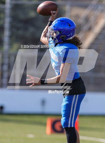 Thumbnail 1 in Foothill @ La Habra photogallery.