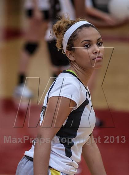 Thumbnail 3 in Nimitz @ Horn photogallery.