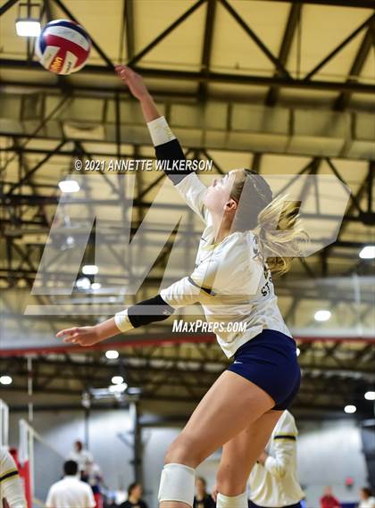 Thumbnail 3 in Riverdale vs. St. Pius X Catholic (Nike Tournament of Champions) photogallery.