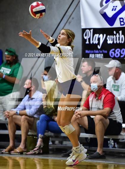 Thumbnail 1 in Riverdale vs. St. Pius X Catholic (Nike Tournament of Champions) photogallery.