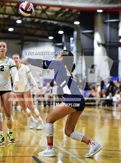 Thumbnail 2 in Riverdale vs. St. Pius X Catholic (Nike Tournament of Champions) photogallery.