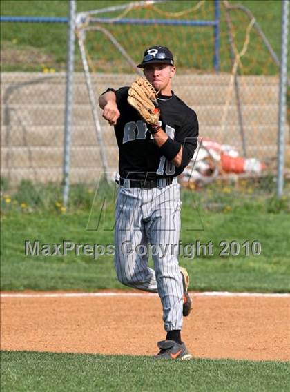 Thumbnail 1 in Ryle @ Highlands photogallery.