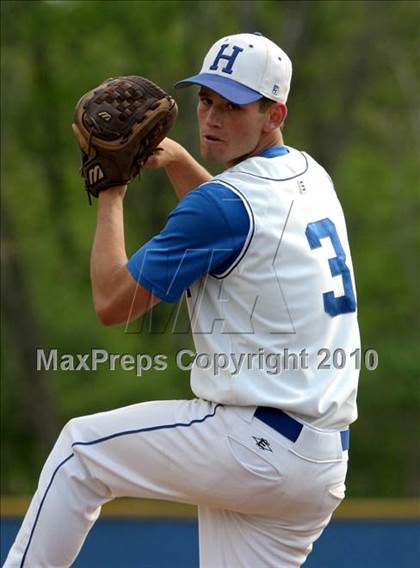 Thumbnail 1 in Ryle @ Highlands photogallery.