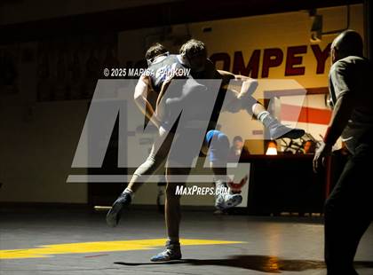 Thumbnail 2 in Hannibal vs  Southern Hills [Tully/LaFayette/Fabius Pompey] photogallery.