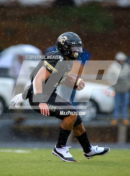 Thumbnail 3 in York Catholic vs. Southern Columbia Area (PIAA 2A Quarterfinal Playoff) photogallery.