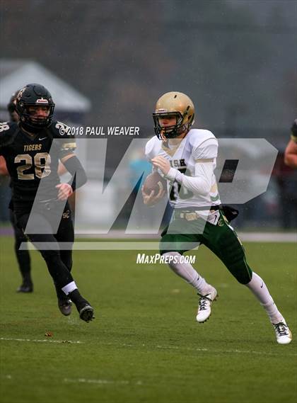 Thumbnail 3 in York Catholic vs. Southern Columbia Area (PIAA 2A Quarterfinal Playoff) photogallery.