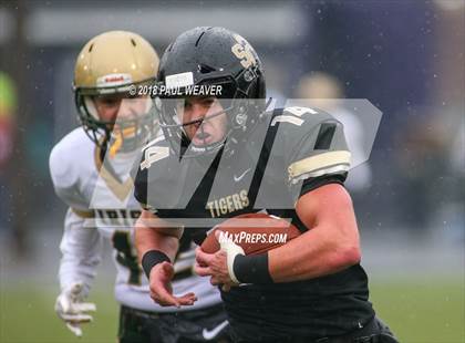 Thumbnail 1 in York Catholic vs. Southern Columbia Area (PIAA 2A Quarterfinal Playoff) photogallery.