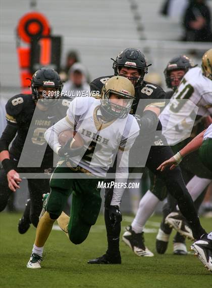 Thumbnail 2 in York Catholic vs. Southern Columbia Area (PIAA 2A Quarterfinal Playoff) photogallery.