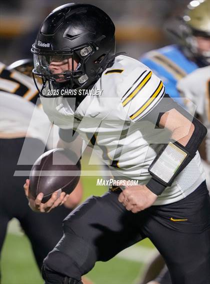 Thumbnail 1 in Round Valley @ Benjamin Franklin (AIA 3A Final) photogallery.