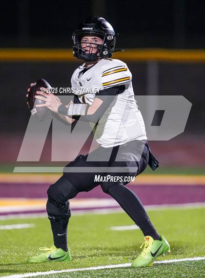 Thumbnail 1 in Round Valley @ Benjamin Franklin (AIA 3A Final) photogallery.