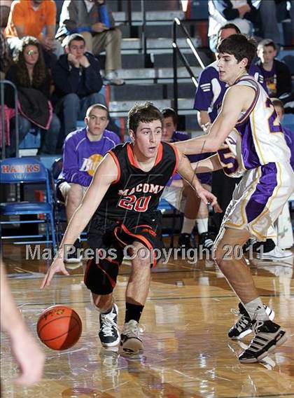 Thumbnail 2 in Williamsville vs. Macomb (2011 Riverton Shootout) photogallery.