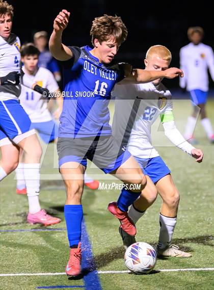 Thumbnail 1 in Tulpehocken @ Oley Valley (PIAA D3 2A Semifinal) photogallery.