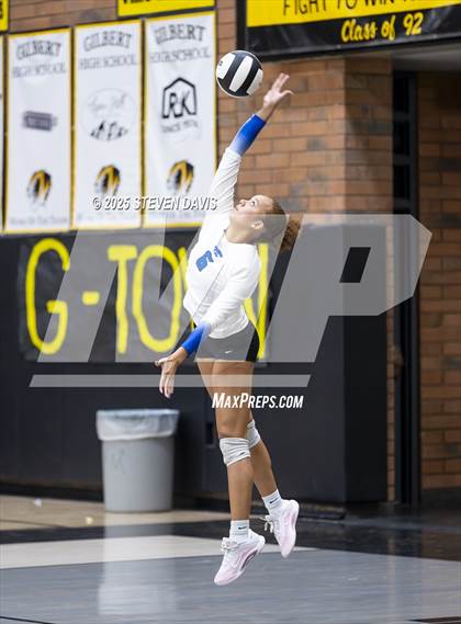 Thumbnail 3 in Mesquite @ Gilbert photogallery.