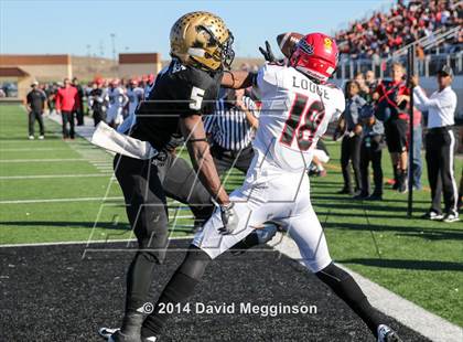 Thumbnail 2 in Abilene vs. Cedar Hill (UIL 6A Regional Playoff) photogallery.